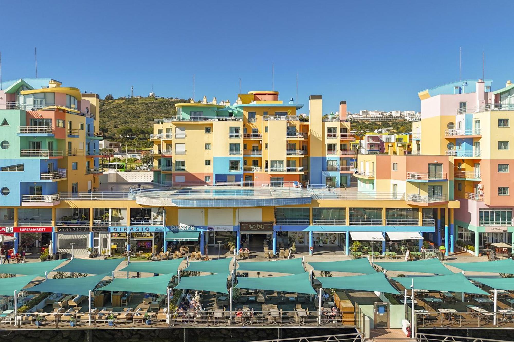 Marina Breeze Apartment With Pool - 900M From The Beach Albufeira Exteriör bild
