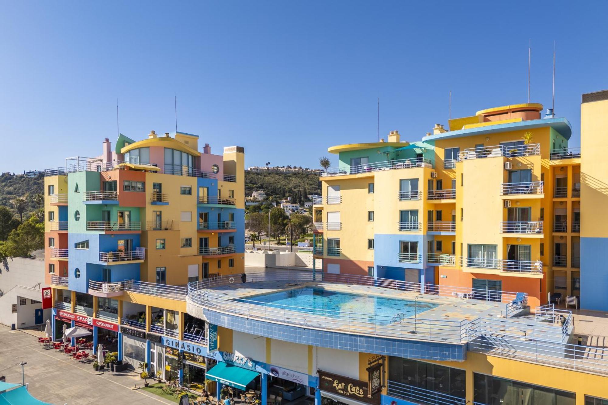Marina Breeze Apartment With Pool - 900M From The Beach Albufeira Exteriör bild