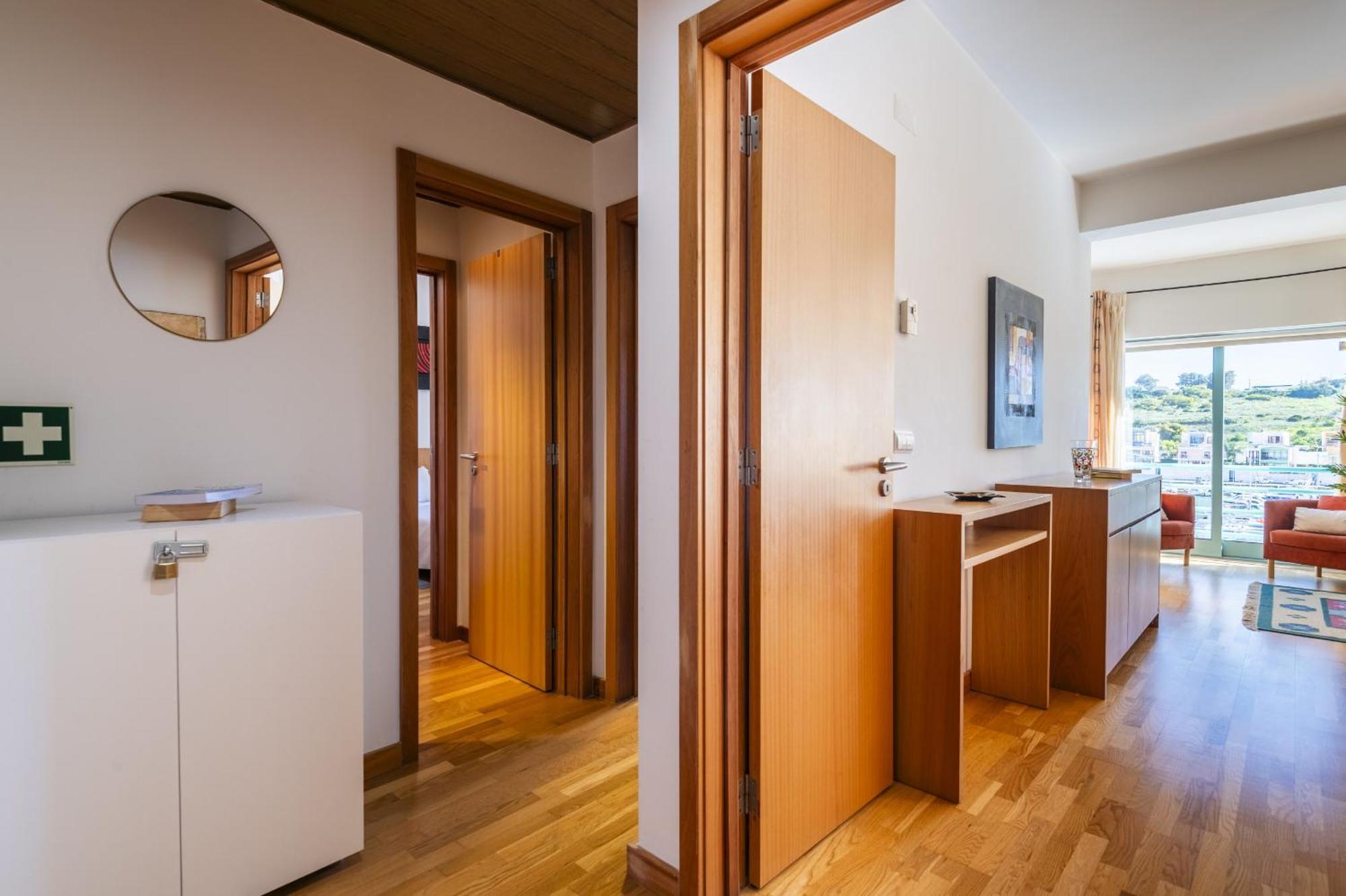 Marina Breeze Apartment With Pool - 900M From The Beach Albufeira Exteriör bild