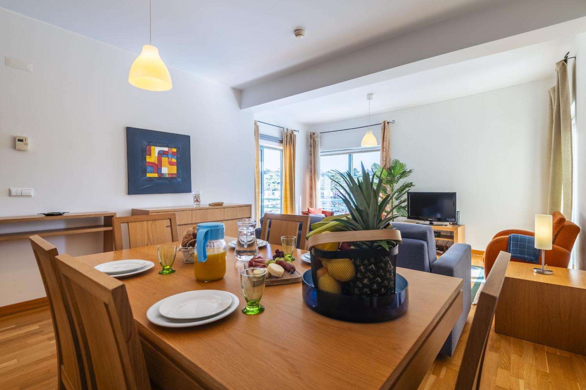 Marina Breeze Apartment With Pool - 900M From The Beach Albufeira Exteriör bild